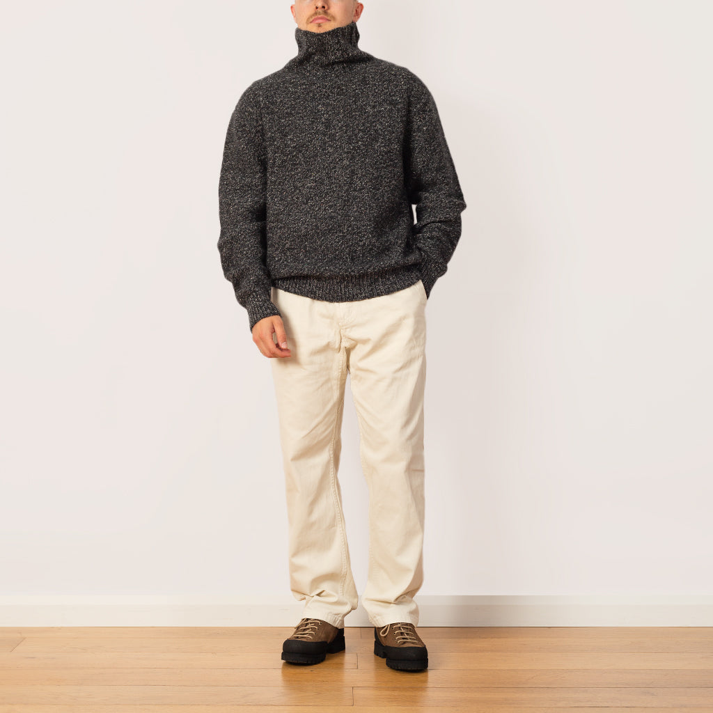 100% CRN Sweater - Black Mix