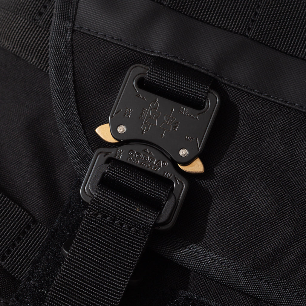 NXL Small Messenger Tech-Line - Black