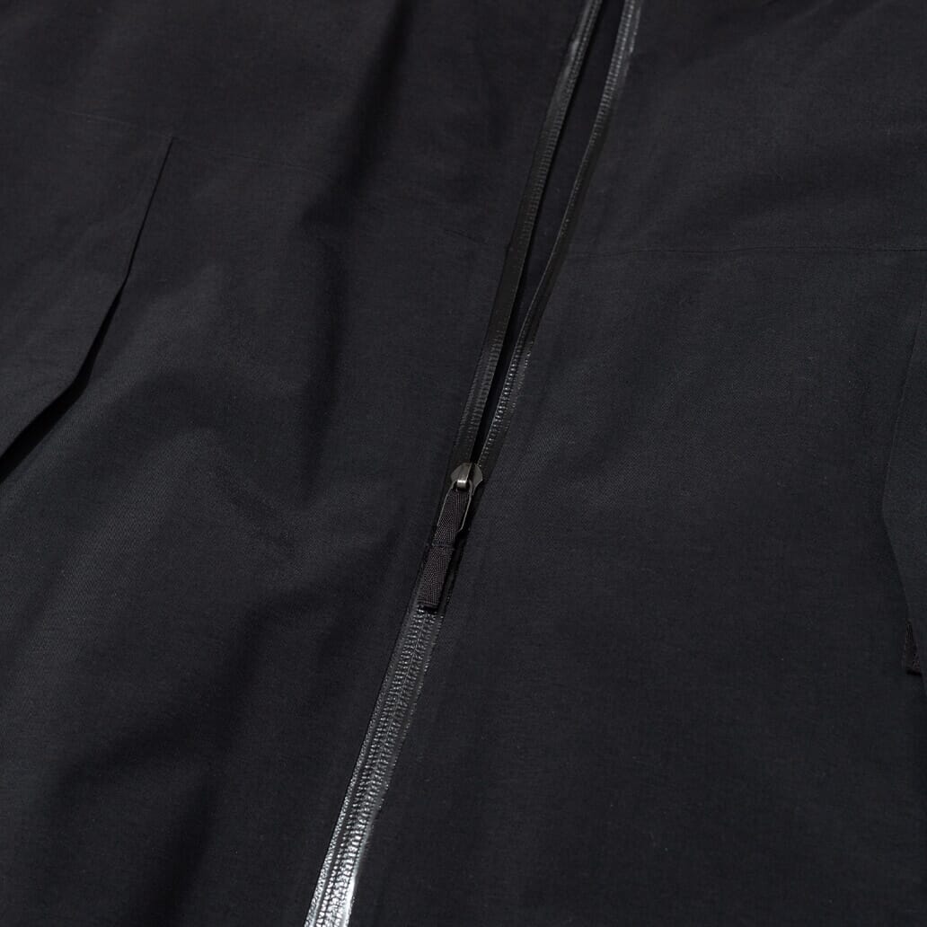 Monitor Down Coat - Black